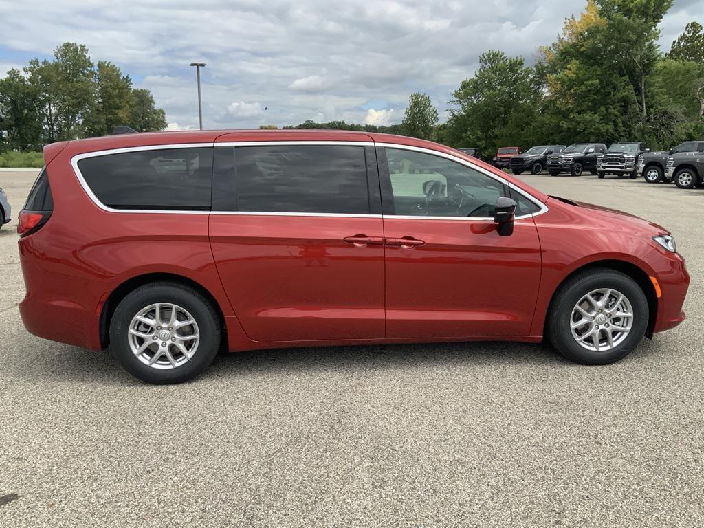 new 2026 Chrysler Pacifica car, priced at $42,439