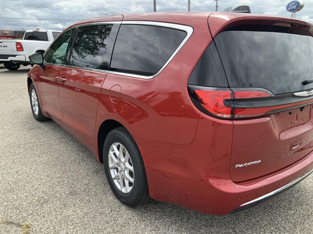 new 2026 Chrysler Pacifica car, priced at $42,439