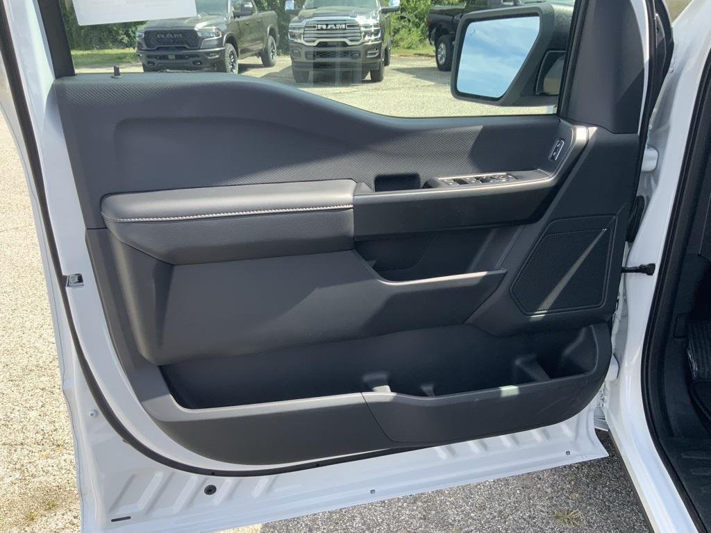 new 2025 Ford F-150 car, priced at $43,917