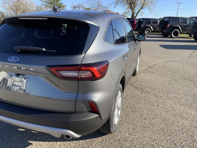 new 2025 Ford Escape car, priced at $30,985