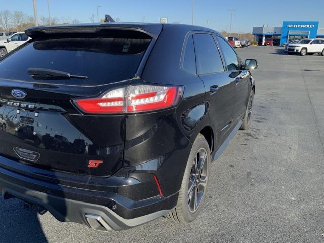 used 2022 Ford Edge car, priced at $30,600