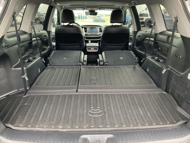 used 2017 Toyota Highlander car, priced at $16,700