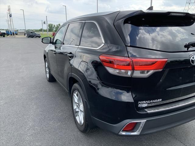 used 2017 Toyota Highlander car, priced at $16,700