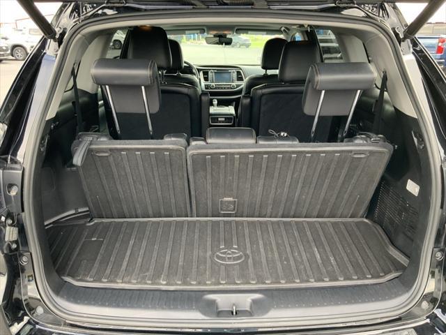 used 2017 Toyota Highlander car, priced at $16,700