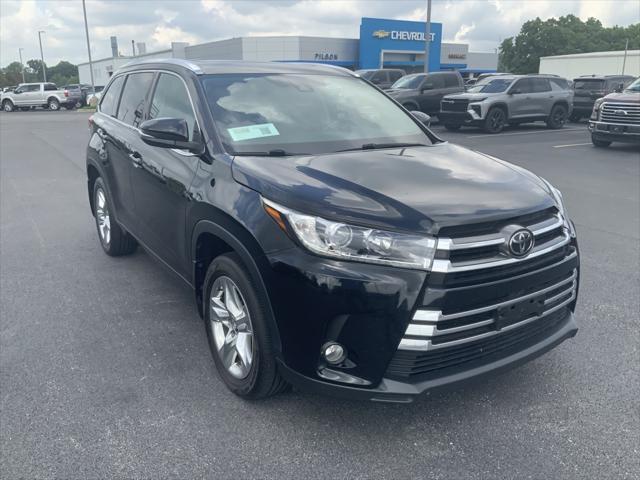used 2017 Toyota Highlander car, priced at $16,700