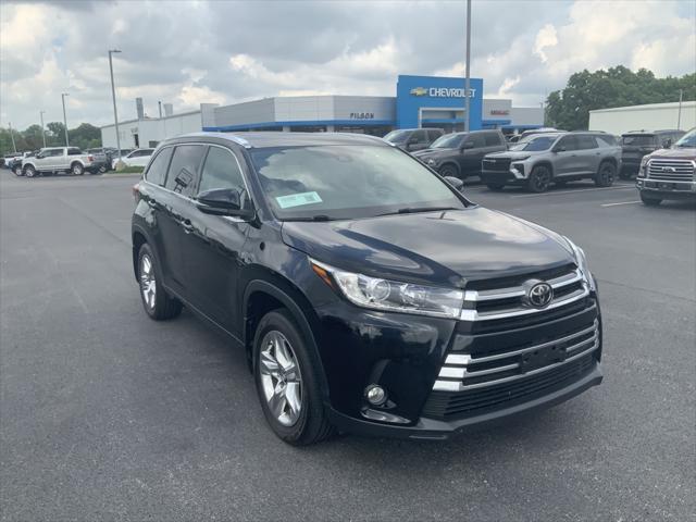 used 2017 Toyota Highlander car, priced at $16,700