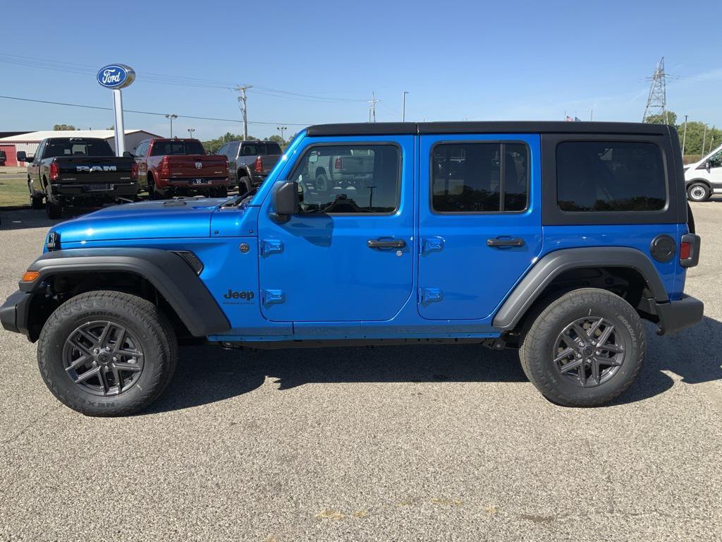 new 2025 Jeep Wrangler car, priced at $47,285