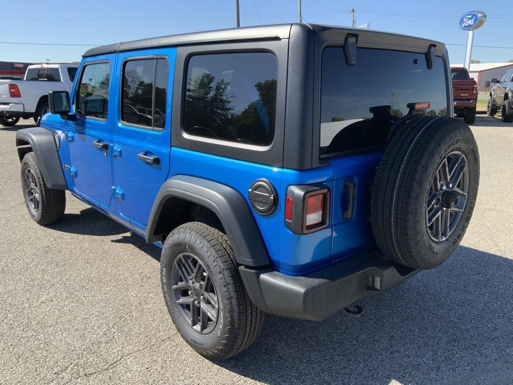 new 2025 Jeep Wrangler car, priced at $47,285