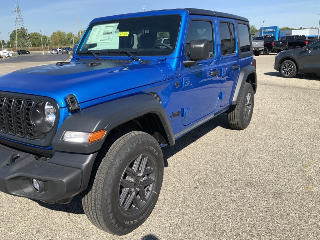 new 2025 Jeep Wrangler car, priced at $47,285