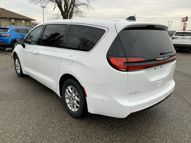 new 2025 Chrysler Pacifica car, priced at $43,010