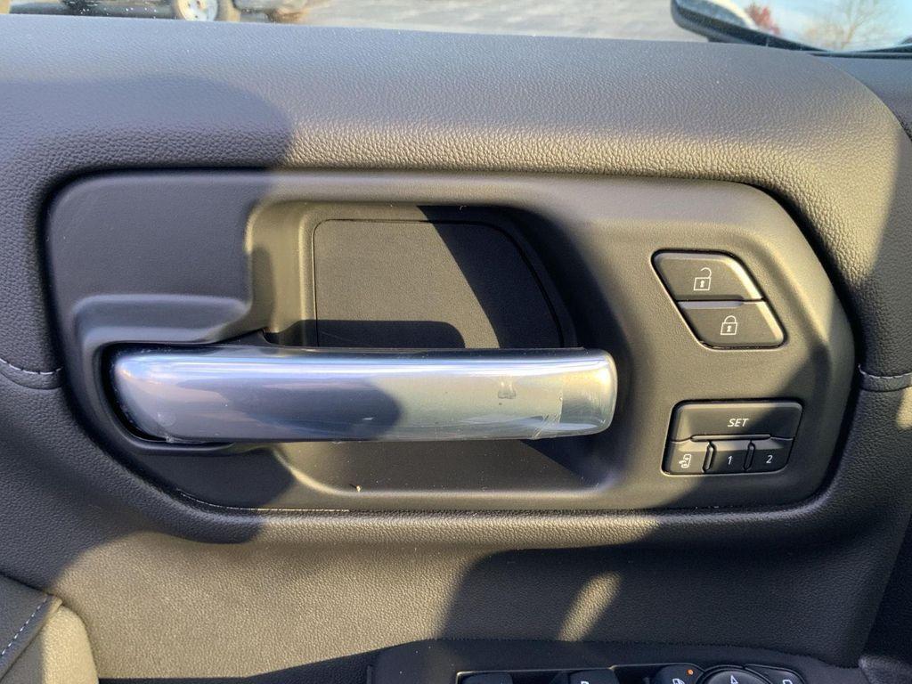 used 2021 GMC Sierra 1500 car, priced at $43,000