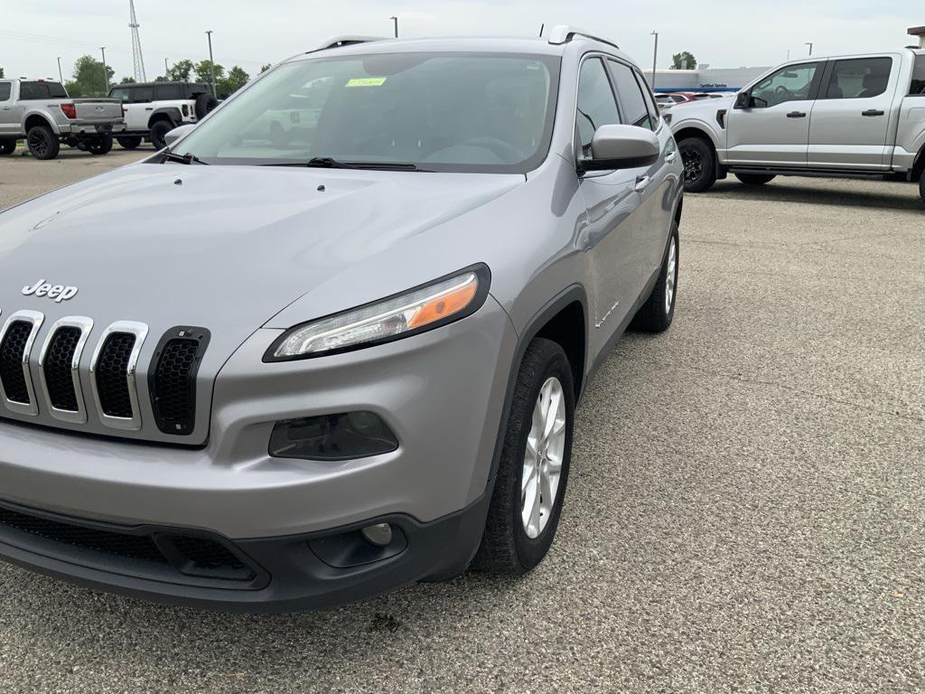 used 2014 Jeep Cherokee car, priced at $7,000