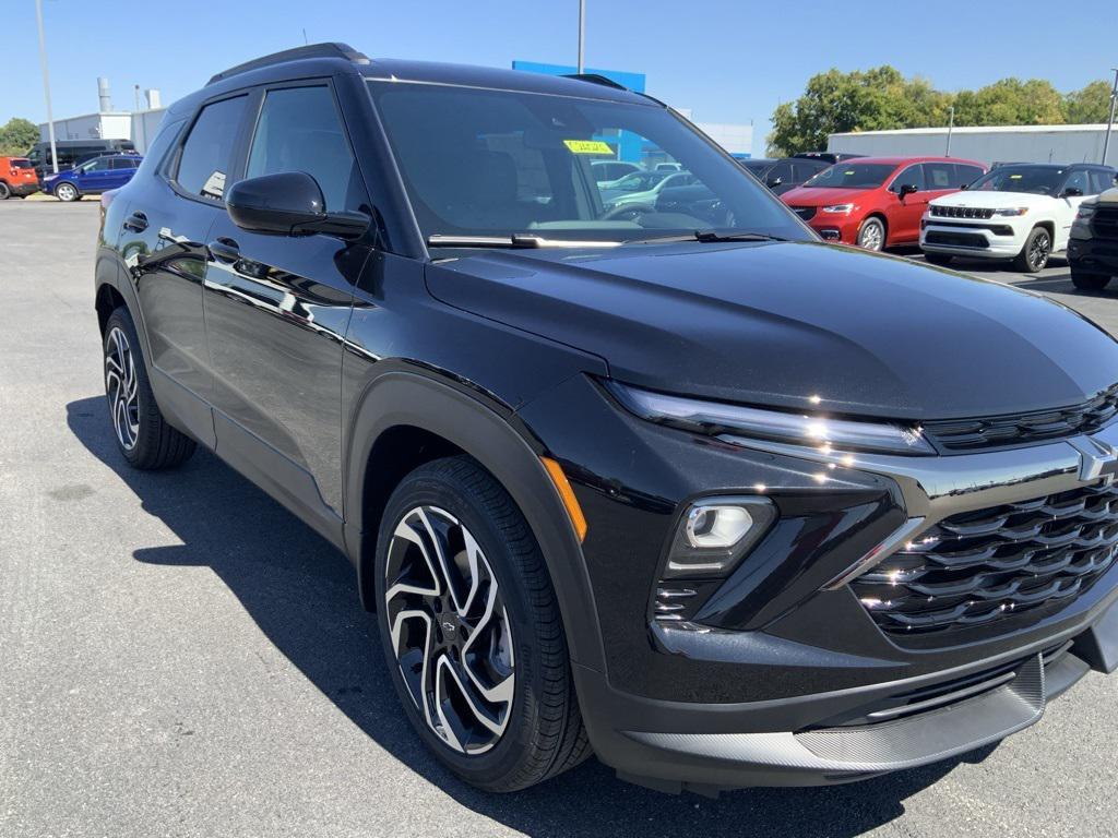 new 2026 Chevrolet TrailBlazer car, priced at $32,221