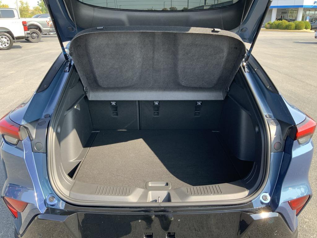 used 2025 Buick Envista car, priced at $27,000