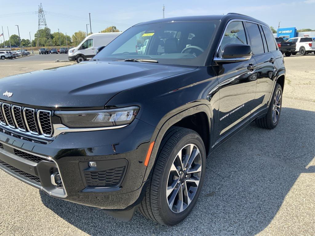 new 2025 Jeep Grand Cherokee car, priced at $57,786
