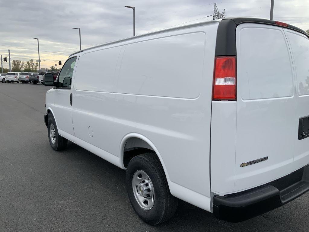 new 2025 Chevrolet Express 3500 car, priced at $50,930
