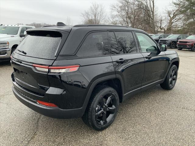 new 2025 Jeep Grand Cherokee car, priced at $44,303