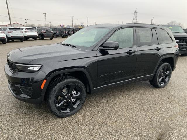 new 2025 Jeep Grand Cherokee car, priced at $44,303