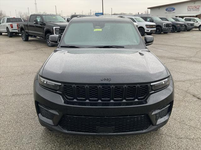 new 2025 Jeep Grand Cherokee car, priced at $44,303