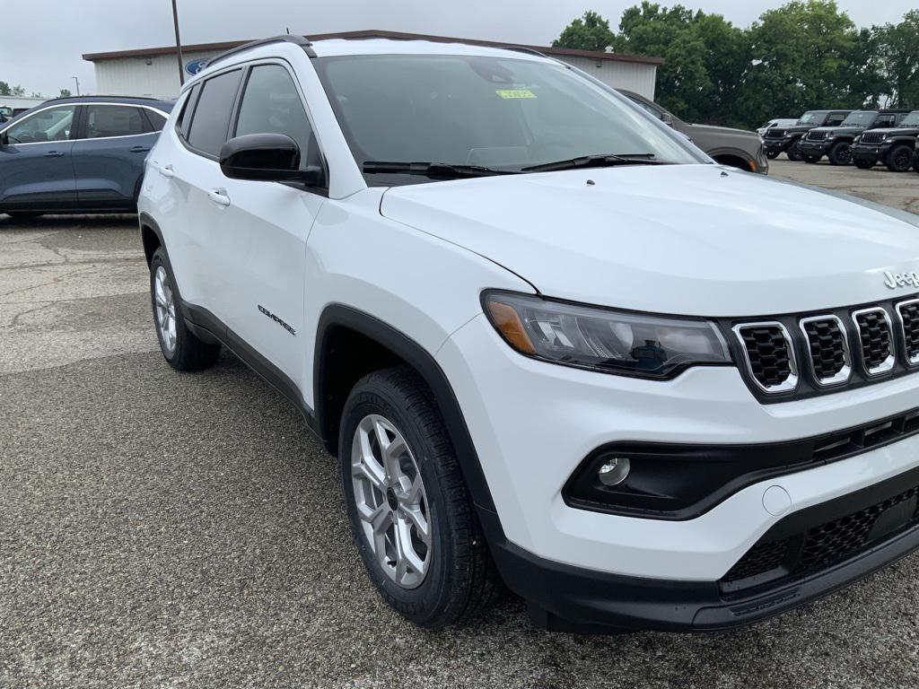 new 2025 Jeep Compass car, priced at $28,926