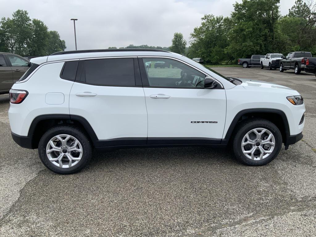 new 2025 Jeep Compass car, priced at $28,926