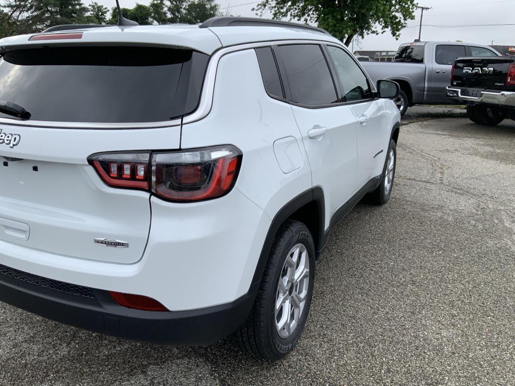 new 2025 Jeep Compass car, priced at $28,926