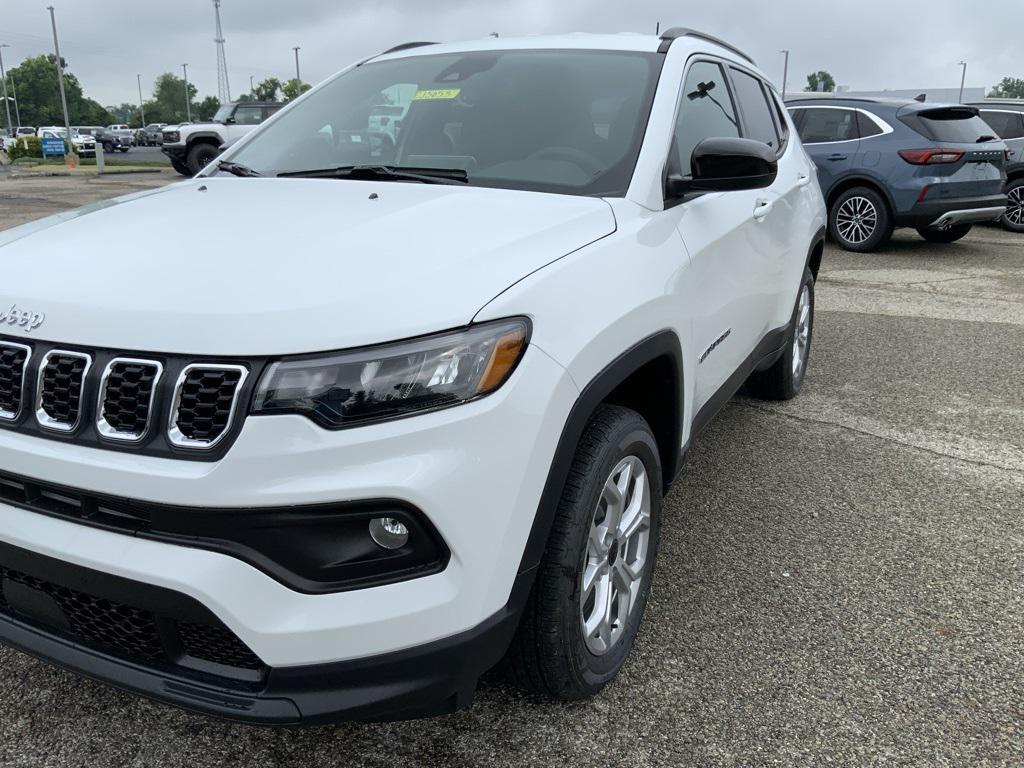 new 2025 Jeep Compass car, priced at $28,926