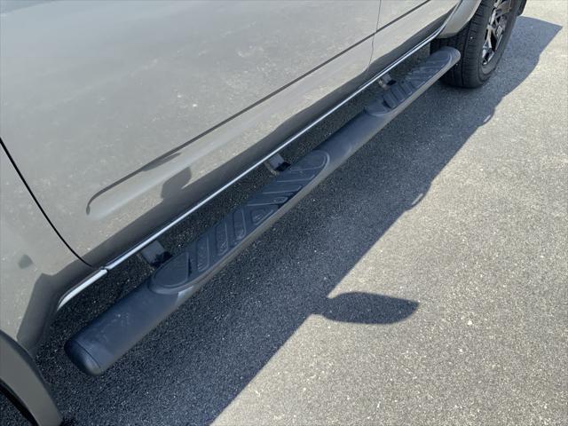 used 2020 Nissan Frontier car, priced at $25,000