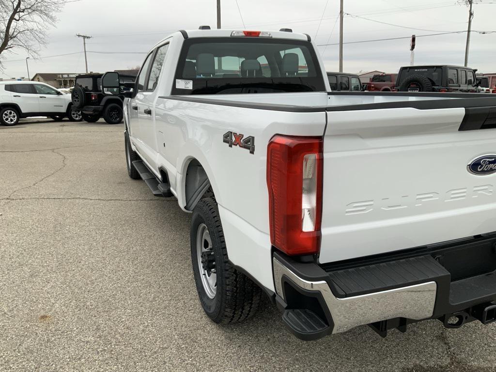 new 2025 Ford F-350 car, priced at $63,824