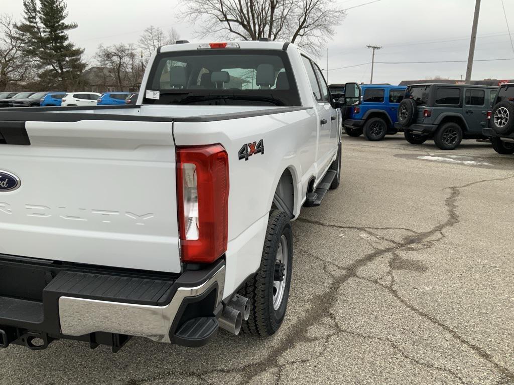 new 2025 Ford F-350 car, priced at $63,824