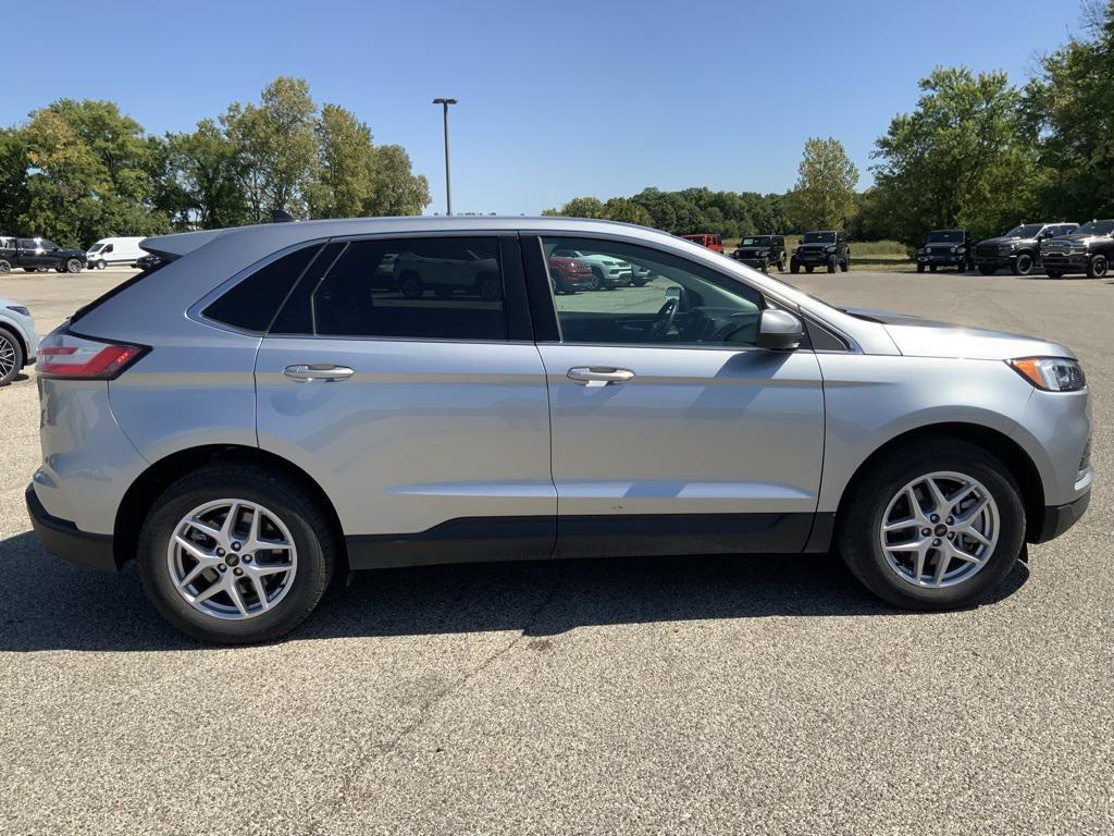 used 2024 Ford Edge car, priced at $24,000