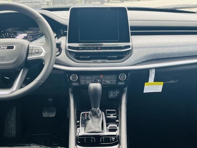 new 2025 Jeep Compass car, priced at $27,672