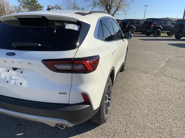 new 2025 Ford Escape car, priced at $40,890