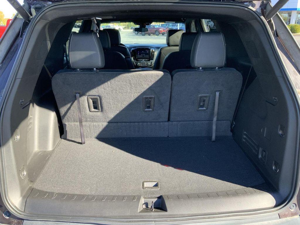 used 2022 Chevrolet Traverse car