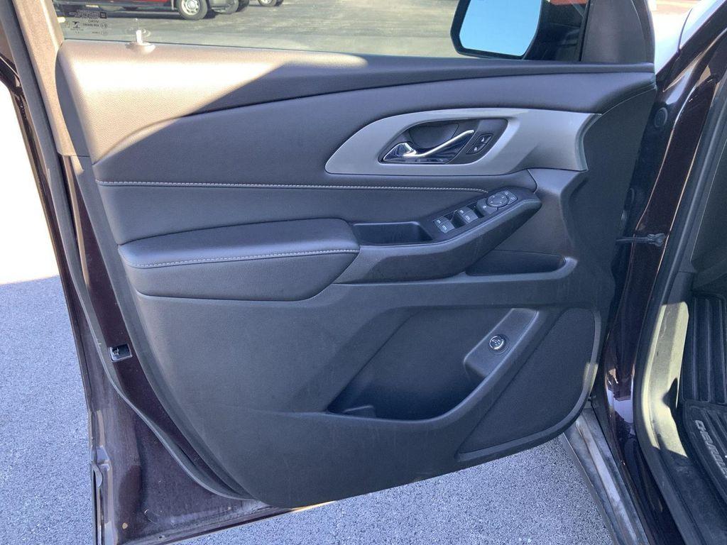 used 2022 Chevrolet Traverse car