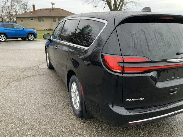 new 2025 Chrysler Pacifica car, priced at $43,168