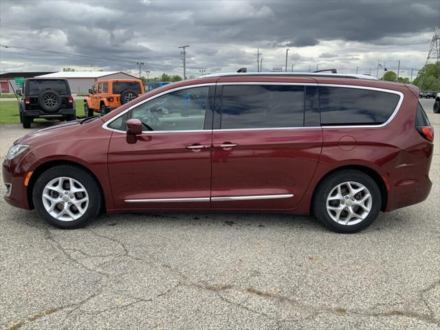 used 2018 Chrysler Pacifica car, priced at $15,500