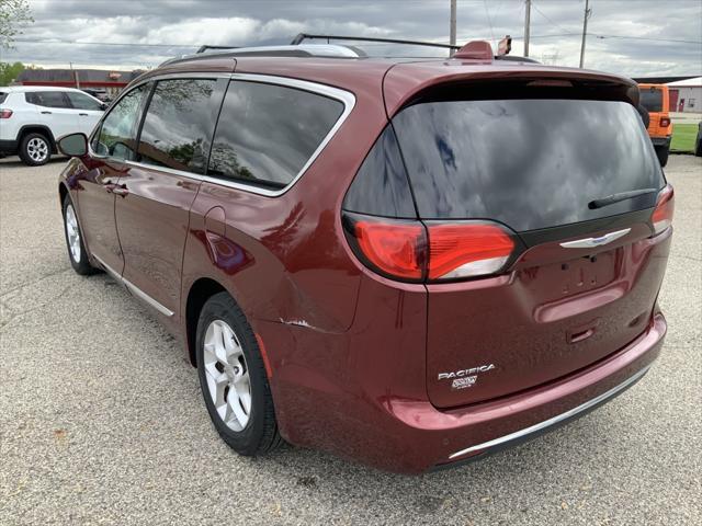 used 2018 Chrysler Pacifica car, priced at $15,500