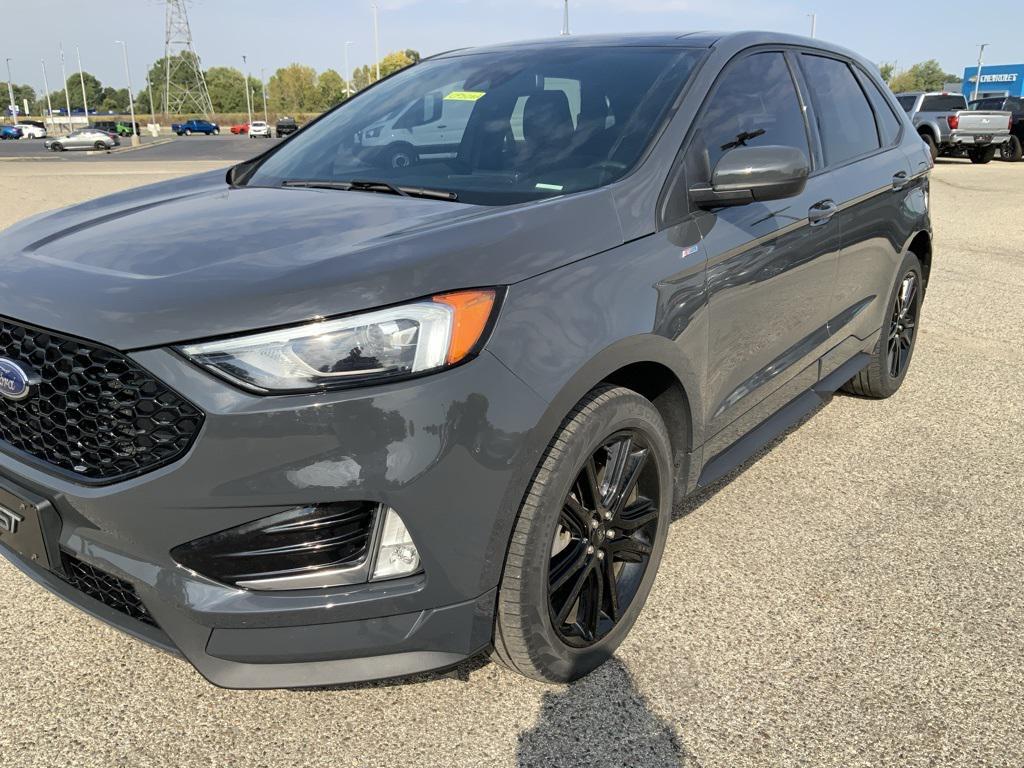 used 2021 Ford Edge car, priced at $26,500