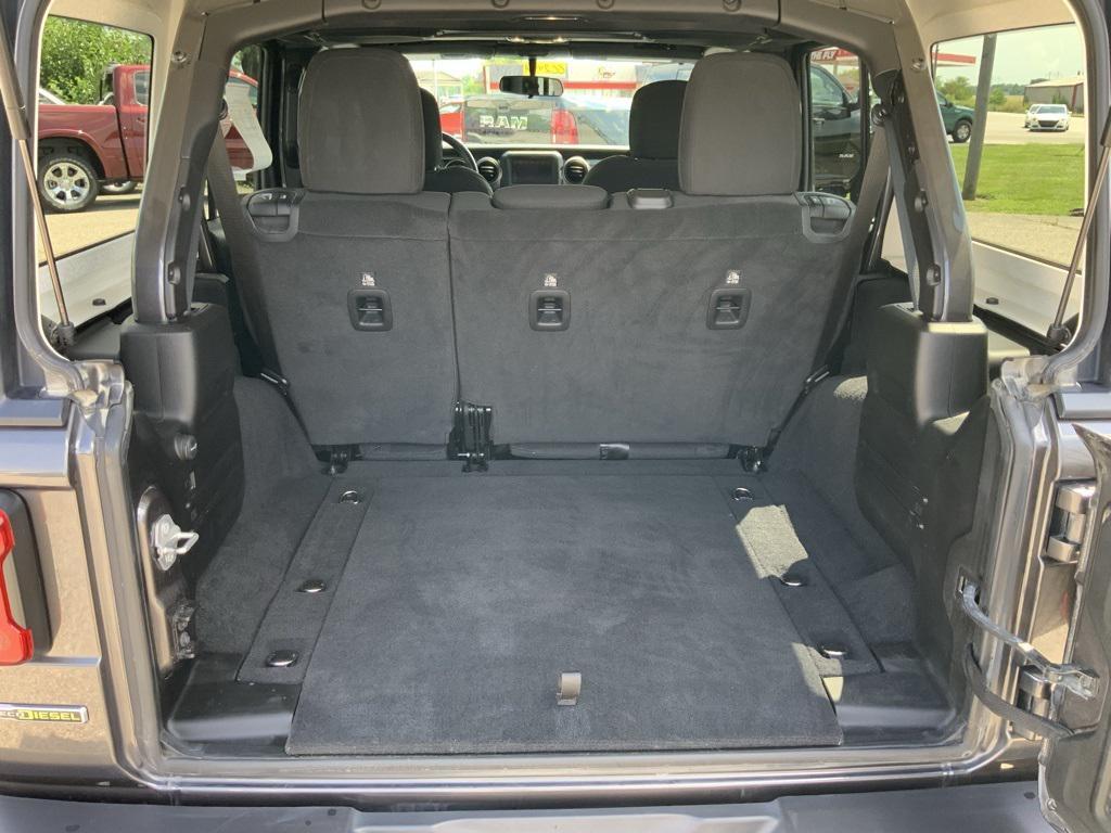 used 2021 Jeep Wrangler Unlimited car, priced at $27,700