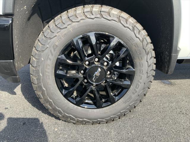 new 2025 Chevrolet Silverado 2500 car, priced at $64,954