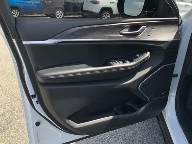 used 2021 Jeep Grand Cherokee L car, priced at $30,500