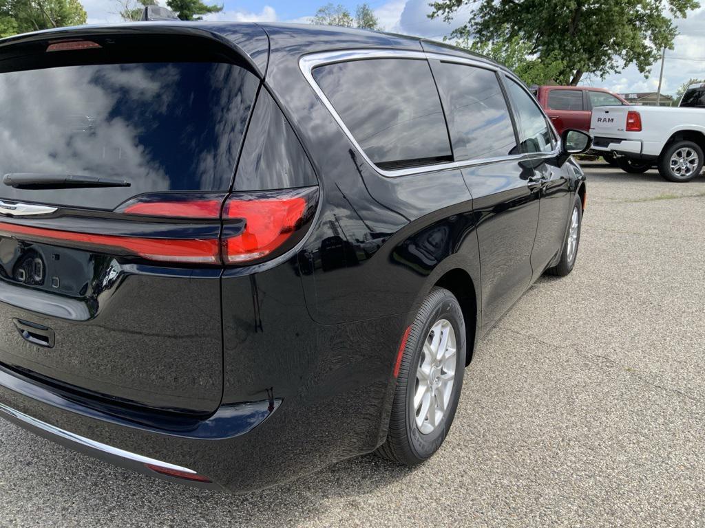 new 2026 Chrysler Pacifica car, priced at $41,993