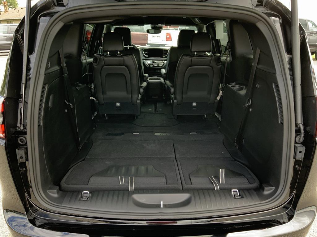 new 2026 Chrysler Pacifica car, priced at $41,993