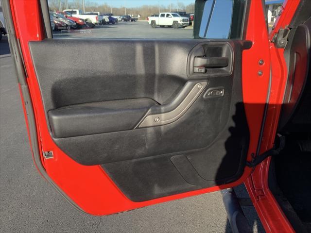 used 2015 Jeep Wrangler Unlimited car, priced at $18,700