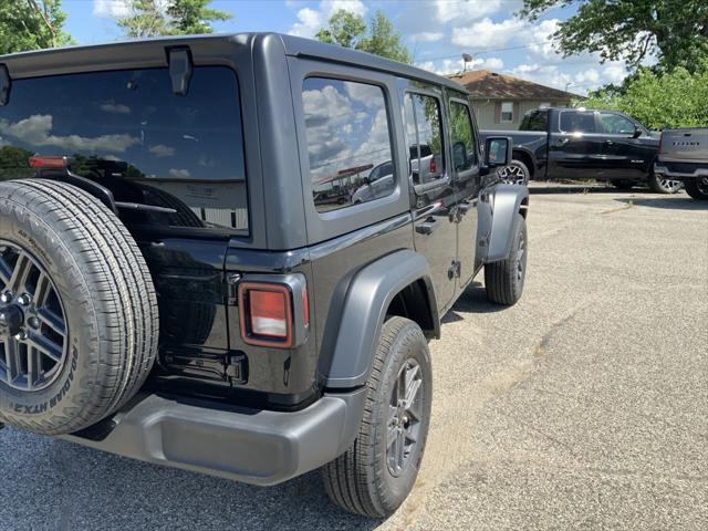 new 2025 Jeep Wrangler car, priced at $47,526