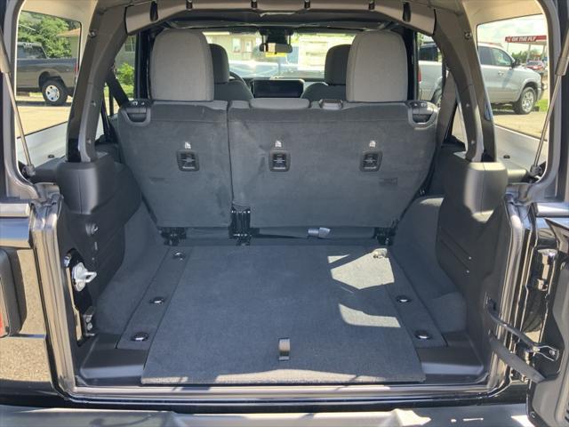 new 2025 Jeep Wrangler car, priced at $47,526