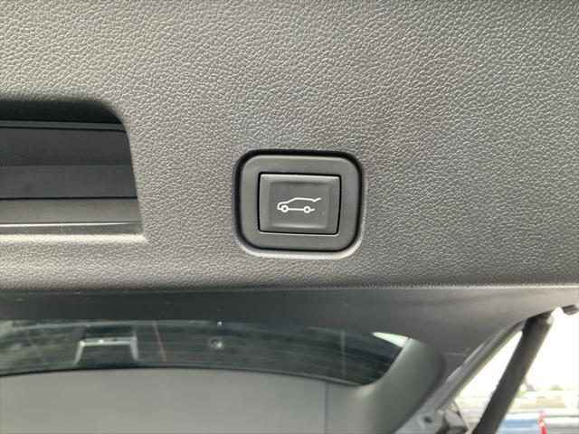 used 2024 Chevrolet Traverse car, priced at $50,500