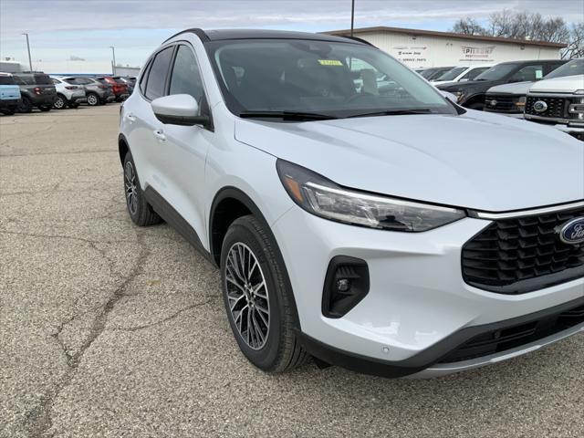 new 2025 Ford Escape car, priced at $39,190