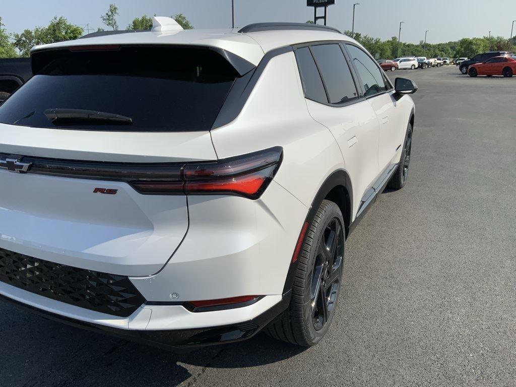 new 2025 Chevrolet Equinox EV car, priced at $40,952